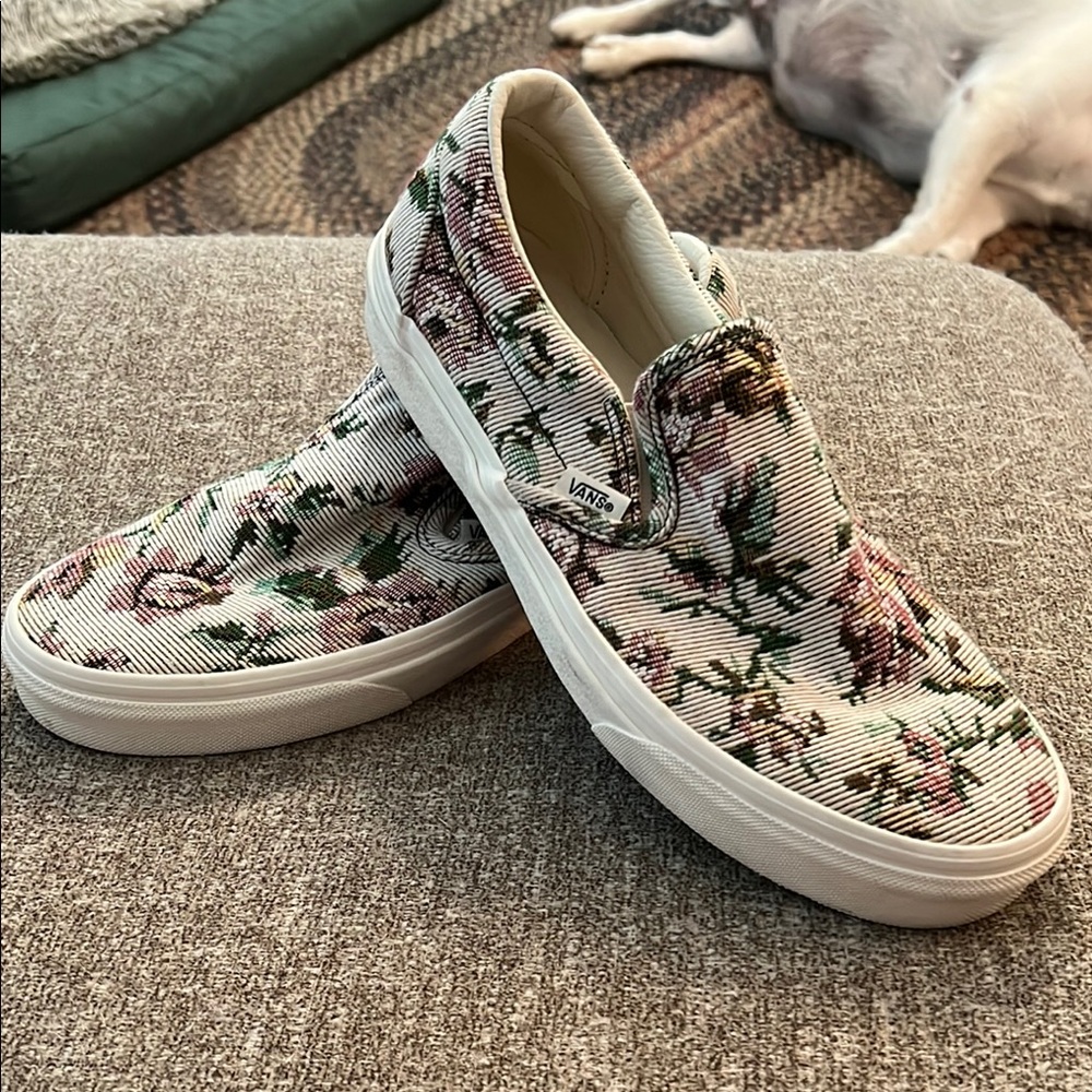 Vans Women's Floral Slip-On Sneakers - Cream and Pink